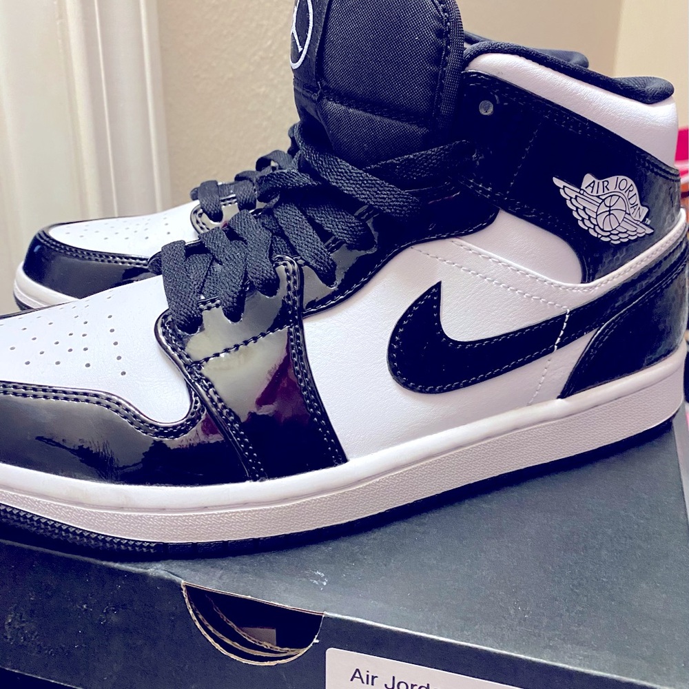 Men’s Air Jordan 1 Mid Carbon